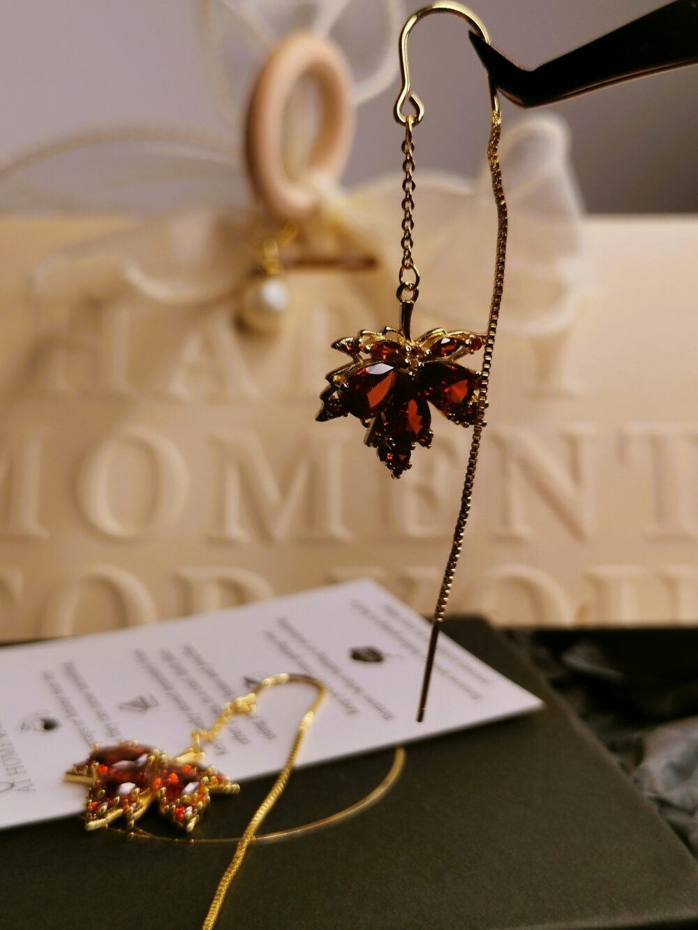 Golden leaves, timeless beauty earrings - Image 2